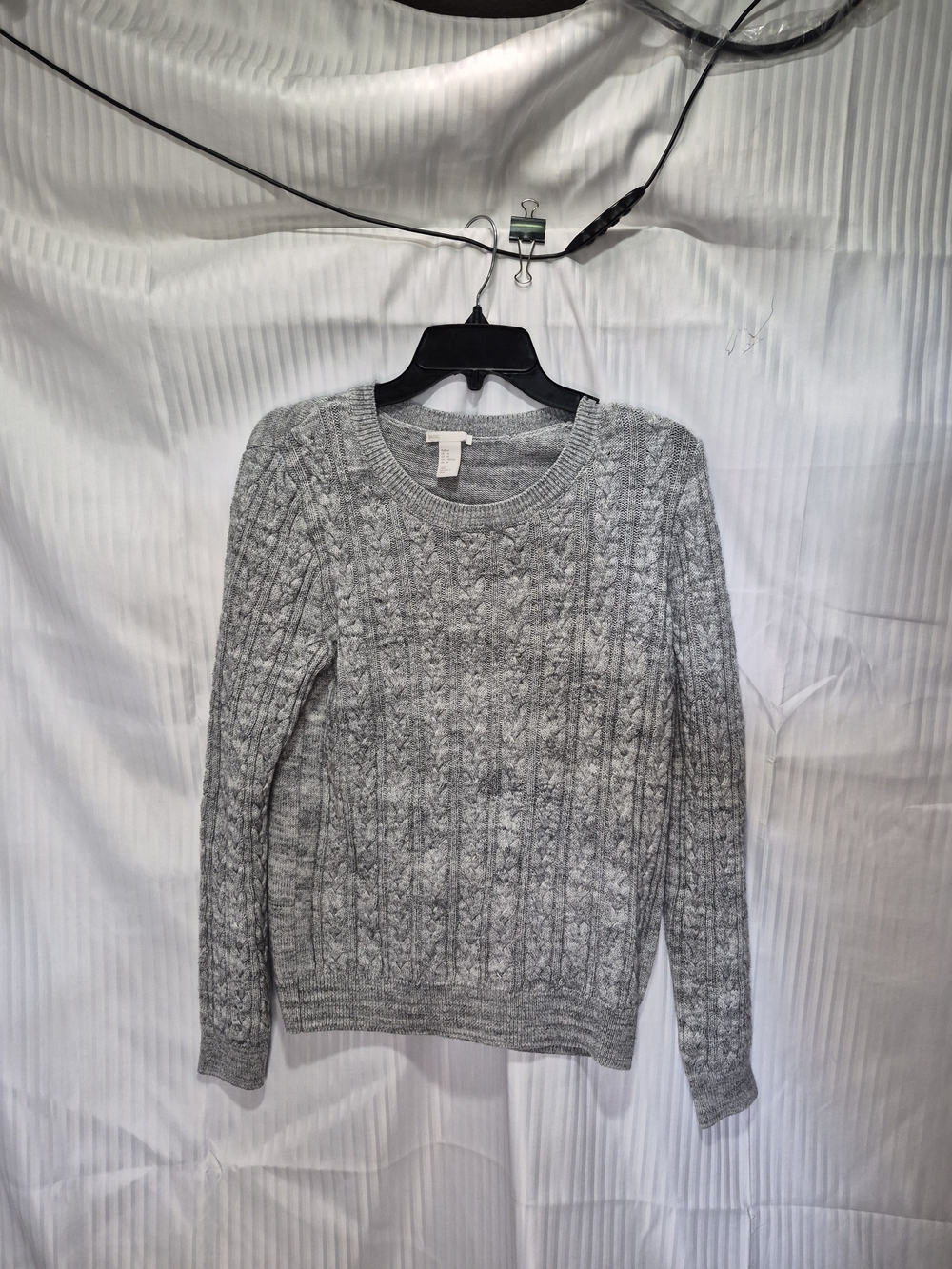 H&M Basic Women’s Gray Cable Knit Sweater Size Medium